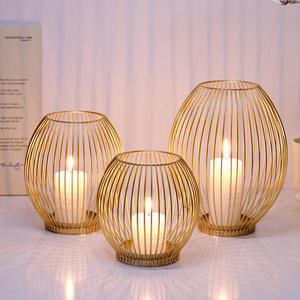 Support de bougie en fer forgé de style européen pour la maison, décoration de table à manger, base de bougie pour salon - Product Image 1