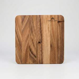 Tabla de cortar cuadrada de madera de arce PREMIUM con patas, bloque de corte para uso en la cocina, 12"x12"x0.5" pulgadas - Product Image 1