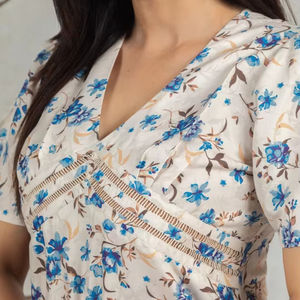 Vestidos de fiesta modernos para mujer, elegantes, con cuello en V, volantes, estampado floral, línea A, formales, de crepé, midi, para mujer, vestidos de noche. - Product Image 1