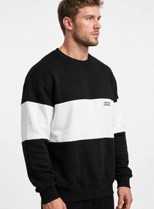 เสื้อสเวตเชิ้ตคอกลมสีดำสำหรับผู้ชายจาก Oneten Apparel แขนยาว สไตล์ลำลอง - Product Image 3