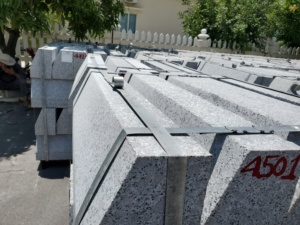 Pierre de Granit Vietnamienne Couleurs Variées pour Allée et Marchepieds - Product Image 5