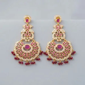 Boucles d'oreilles pendantes en laiton plaqué rhodium, imitation perle ovale sertie clos, bijoux tendance pour femme, mariage et soirée - Product Image 2