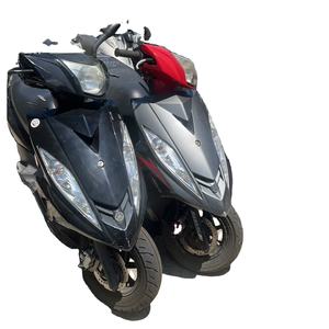 Scooter de gaz Yamaha japonais utilisé par Offres Spéciales de Taïwan - Product Image 1