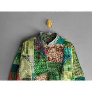 Chaqueta acolchada de algodón con estampado floral y parches hechos a mano, con botones, informal, para invierno, para mujer, regalo para ella. - Product Image 2