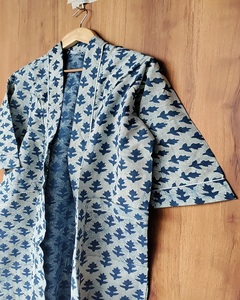 Kimono Elegante y Romántico de Algodón con Estampado Floral Hecho a Mano, Ropa de Dormir Transpirable de Manga Larga para Mujer, para Usar en Todas las Estaciones - Product Image 3