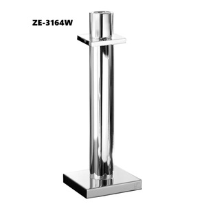 Support de bougie de table basse fait main, collection décorative en métal haut de gamme, bougeoir moderne chromé en forme de colonne pour la décoration intérieure - Product Image 1