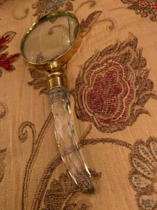 Loupe de luxe en cristal avec poignée décorative, lentille de lecture vintage, accessoire de bureau élégant, cadeau de style antique - Product Image 1