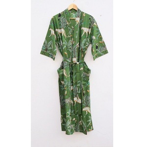 ชุดกิโมโนผ้าฝ้ายเนื้อนุ่มพิมพ์ลายดอกไม้ เหมาะสำหรับชุดนอน ชุดอยู่บ้าน และช่วงเช้าที่ผ่อนคลายสำหรับผู้หญิง - Product Image 1