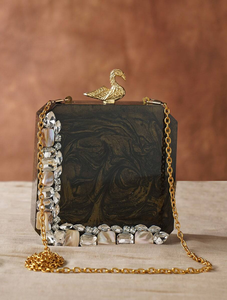 Elegant Red Handmade Eco-Friendly Resin Clutch Bag with MODEL Design for Women Party Wedding Occasion India Export MULTI CRAFT - Product Image 2