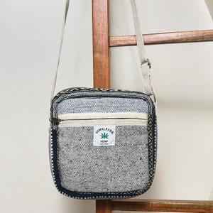 Bolso cruzado de cáñamo del Himalaya hecho a mano ecológico con correa ajustable y cremallera, diseño minimalista, bolsos de hombro pequeños - Product Image 2