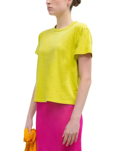 เสื้อยืดครอปสีเหลืองสำหรับผู้หญิง แขนสั้น คอกลม ทรงหลวม เสื้อยืดแฟชั่นคุณภาพสูงสำหรับผู้หญิง - Product Image 4