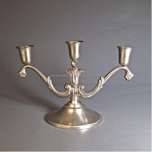 Candelabro de Metal Fundido de Alta Resistencia con 3 Luces • Decoración de Lujo para Bodas, Banquetes y Eventos - Product Image 2