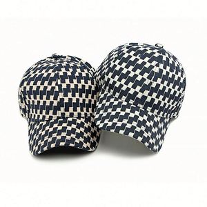 Nouvelle Casquette de Baseball 2025 pour Hommes et Femmes – Chapeau de Soleil Extérieur Printemps-Été à Carreaux Tendance – Casquette de Sport à 6 Panneaux - Product Image 3