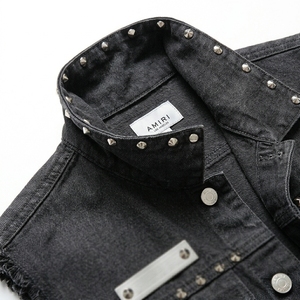 เสื้อกั๊กผ้ายีนส์ระบายอากาศได้ดีสำหรับผู้ชายเสื้อกั๊กผ้าฝ้าย100% สีทึบพิมพ์ลายกราฟิกแบบกำหนดเอง - Product Image 3