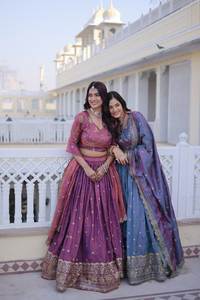 Lehenga Choli Traditionnel Brodé de Paillettes et de Zari, en Fausse Fourrure de Créateur, Fait Main, Idéal pour Mariages et Soirées – Meilleure Vente - Product Image 5