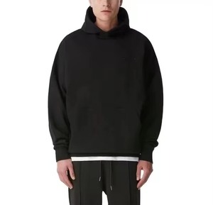 Les sweats à capuche standard avec poches kangourou sont régulièrement demandés pour les tenues décontractées. Clarté visuelle élevée et clarté de catégorisation - Product Image 5