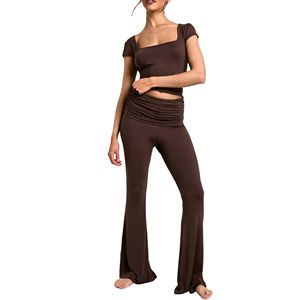 Tenue décontractée pour femmes grande taille, personnalisable, unie, pour tous les jours, respirante, légère, en nylon et élasthanne, coupe ajustée, courte, confortable - Product Image 3