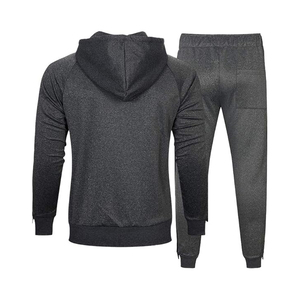 Survêtement en polyester de haute qualité pour hommes, ensemble de survêtement sportif avec logo personnalisé, fournisseur en gros - Product Image 2