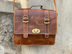 Real Handmade Full Grain Genuine Crunch Leather Handbag Stylish <b>Women</b> Real Vintage Leather <b>Office</b> Use Cross Body Shoulder <b>Bag</b> - Product Image 4