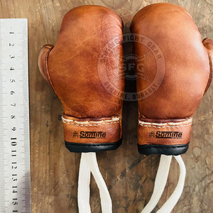 Guantes de boxeo personalizados con diseño impreso para colgar en el coche, guantes de boxeo miniatura con diseño único para colgar en el coche - Product Image 4