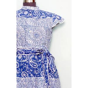 Vestido Largo Casual con Estampado Floral Hecho a Mano, Cuello Mandarín, Cintura Natural, Manga Corta, Corte Evase, 100% Algodón - Product Image 5