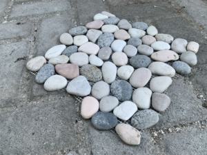 Mosaïque pleine de galets de pierre - Product Image 1