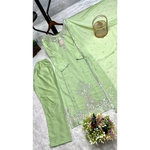 Conjunto de diseñador para fiesta con top, pantalón y dupatta - Product Image 3