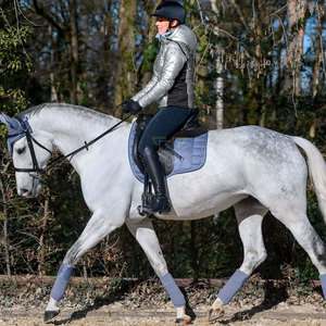 Sous-selles en coton de haute qualité avec doublure en polaire, équipement essentiel pour l'équitation - Product Image 4