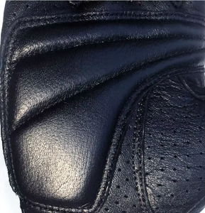 ถุงมือมอเตอร์ไซค์แบบ unisex หนังแท้ สำหรับขับขี่  หน้าจอสัมผัสได้  ระบายอากาศได้ดี  กันลื่น  กันลม  แบบเต็มนิ้ว  คุณภาพสูง - Product Image 6