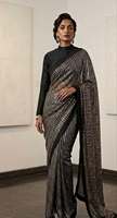 Sari en Georgette avec travail de sequins pour occasions spéciales, accompagné d'un chemisier en satin de Bangalore