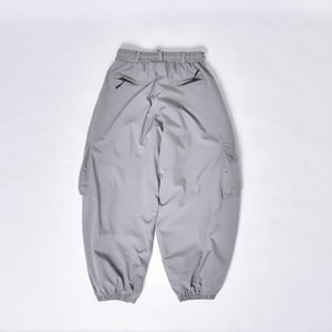 Pantalones de esquí y snowboard holgados y cálidos para invierno, impermeables, cortavientos, con cremallera y estampado. - Product Image 1