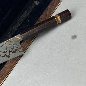 Couteau de cuisine artisanal haut de gamme en cuivre à motif damas avec manche en résine et bois, outil de cuisson professionnel pour chef, pour la maison - Product Image 4