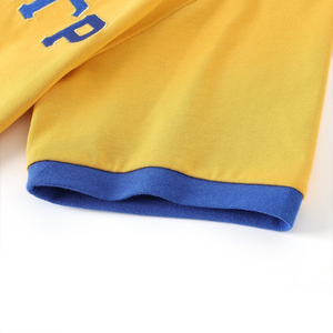 Camisa Henley Premium SGRho Gold Royal Blue de Manga Corta con Botones, Estilo Casual Universitario de Béisbol con Letras Griegas - Product Image 4