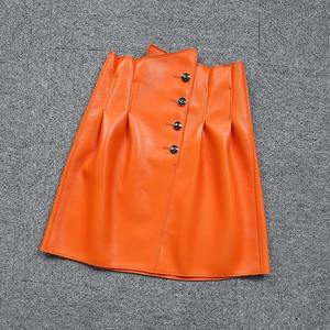 Jupe courte en cuir véritable pour jeune femme, taille haute plissée, style doux et tendance - Product Image 4