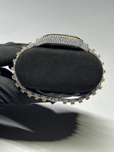 Reloj de Diamantes de Primera Calidad con Esfera Redonda y Números Romanos para Bodas y Fiestas, Reloj de Cuarzo para Hombre Disponible a un Precio Accesible - Product Image 4