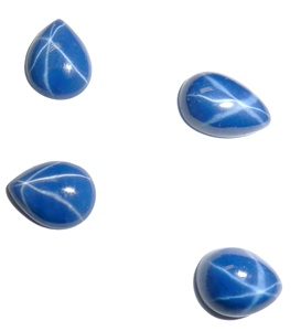 Zafiro Azul Estrella Pera 8x10 mm 5 Quilates, Cabujón Pulido Creado en Laboratorio con Efecto Estrella de 6 Rayos, 5 mm de Altura para Fabricación de Joyas - Product Image 5