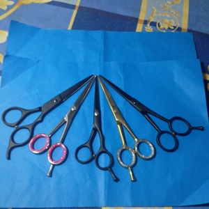 Ciseaux de coiffure professionnels en acier inoxydable, très vendus, pour la coupe et le coiffage, à lame rasoir, pour effiler, couleur or, pour droitiers - Product Image 5