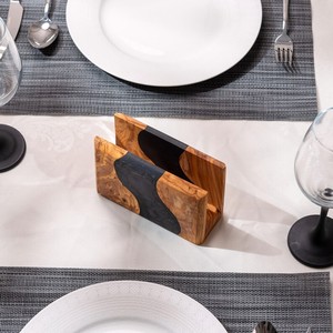 Aqdus Saleem - Servilletero Cuadrado Contemporáneo de Madera de Teca de Lujo con Incrustaciones de Marquetería |   Ecológico, Duradero, Hecho a Mano, Venta al por Mayor - Product Image 2