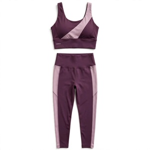 Conjunto de Yoga para Mujer Amkoor de 2 Piezas: Sujetador Deportivo Racerback y Leggings de Cintura Alta con Costuras en Contraste, Sin Costuras y Elásticos - Product Image 1