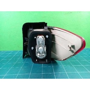 Luz Trasera Izquierda Usada Clase B A1698202564 - Product Image 4