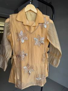 Ensemble haut et palazzo en soie Salsa de qualité supérieure pour femme, avec shrug orné de motifs de créateur, bas assorti et tenue de soirée ethnique moderne - Product Image 5