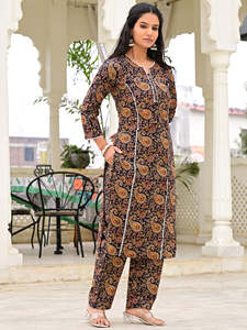 Salwar Kameez en coton à imprimé floral noir pour femmes, coupe régulière, idéal pour les fêtes d'été, fournisseur en gros - Product Image 4
