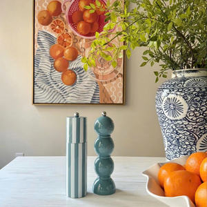 Molinos de Pimienta Minimalistas con Rayas Verticales, Molinillo de Sal de Madera con Rayas Estilo Escandinavo para Mesas Modernas - Product Image 5