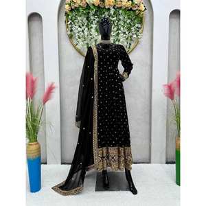 Vestido de noche XL Party Wear con hilo y secuencia de trabajo que incluye vestido y Dupatta - Product Image 2