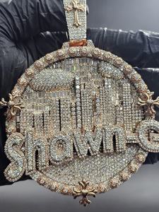 Colgante de Lujo Chapado en Oro de 18K, Estilo Hip Hop, Plata 925, Moissanita VVS, Colgante Personalizado con Nombre, Colgante Circular Bicolor con Letras de Rapper, Estilo Bling - Product Image 5