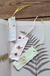 Vintage Style Handmade Paper Tags for Gift Wrapping Supplies Custom Logo and Sizes Hang Tags String for Clothing and Packaging - Product Image 1