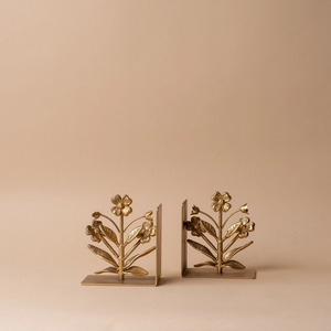 Sujetalibros Decorativos Modernos de Aluminio con Diseño Floral Dorado para Estanterías, Hogar, Oficina y Mesa - Product Image 4