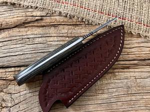 Couteau à lame fixe EDC en damas forgé sur mesure, manche en bois Pakka, étui en cuir, couteau de chasse et de dépecage OEM à lame pleine - Product Image 5