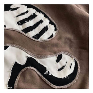 Sweat à capuche pour homme coupe courte et carrée, style vintage délavé à l'acide, avec impression DTG personnalisée, en coton épais de qualité supérieure, style streetwear - Product Image 4