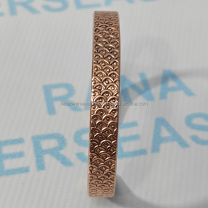 Bracelet magnétique en cuivre personnalisable, disponible en configurations à aimants simples, doubles ou triples, prix de fabrication en gros - Product Image 4